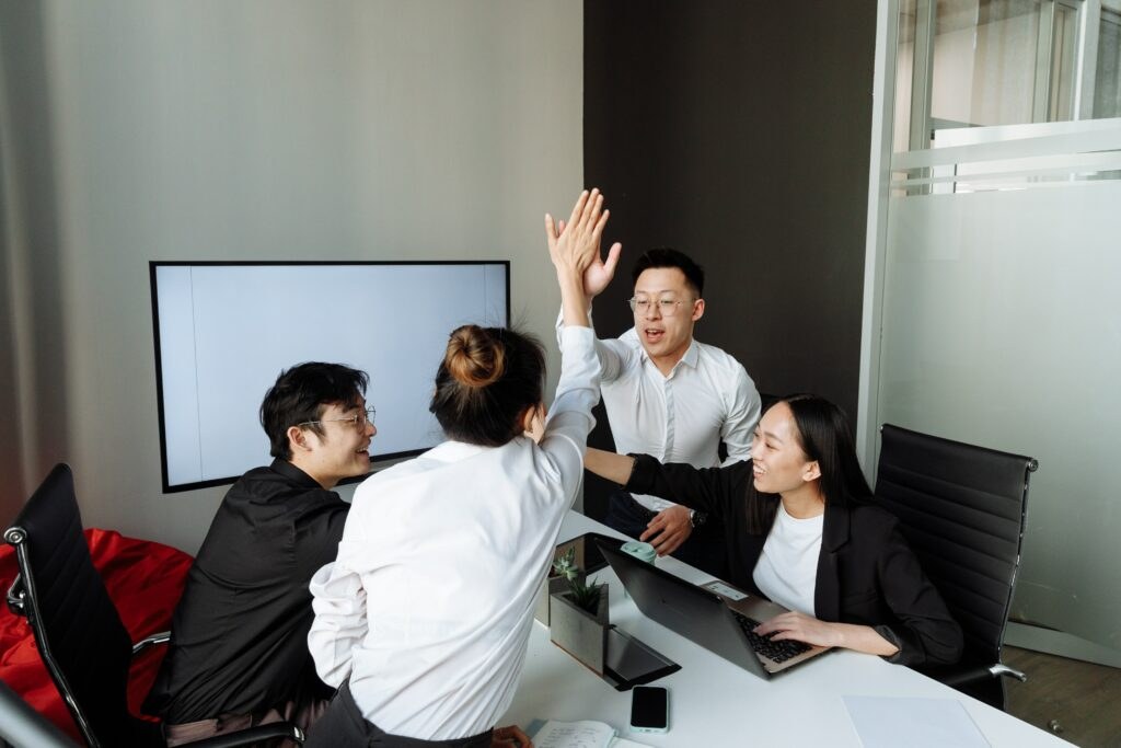 Get Ahead: A Guide to Singapore’s Career and Salary Outlook for 2023