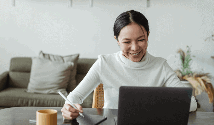 Part-Time Vs Full-Time MBA: How To Choose Between The Two