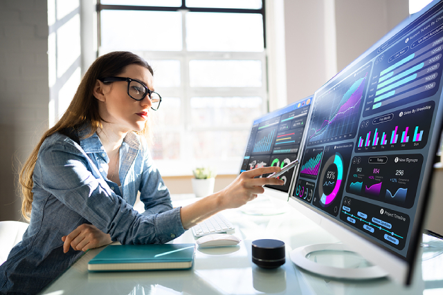 5 Data Analyst Career Paths: Your Guide To Levelling Up Your Career In Singapore in 2023
