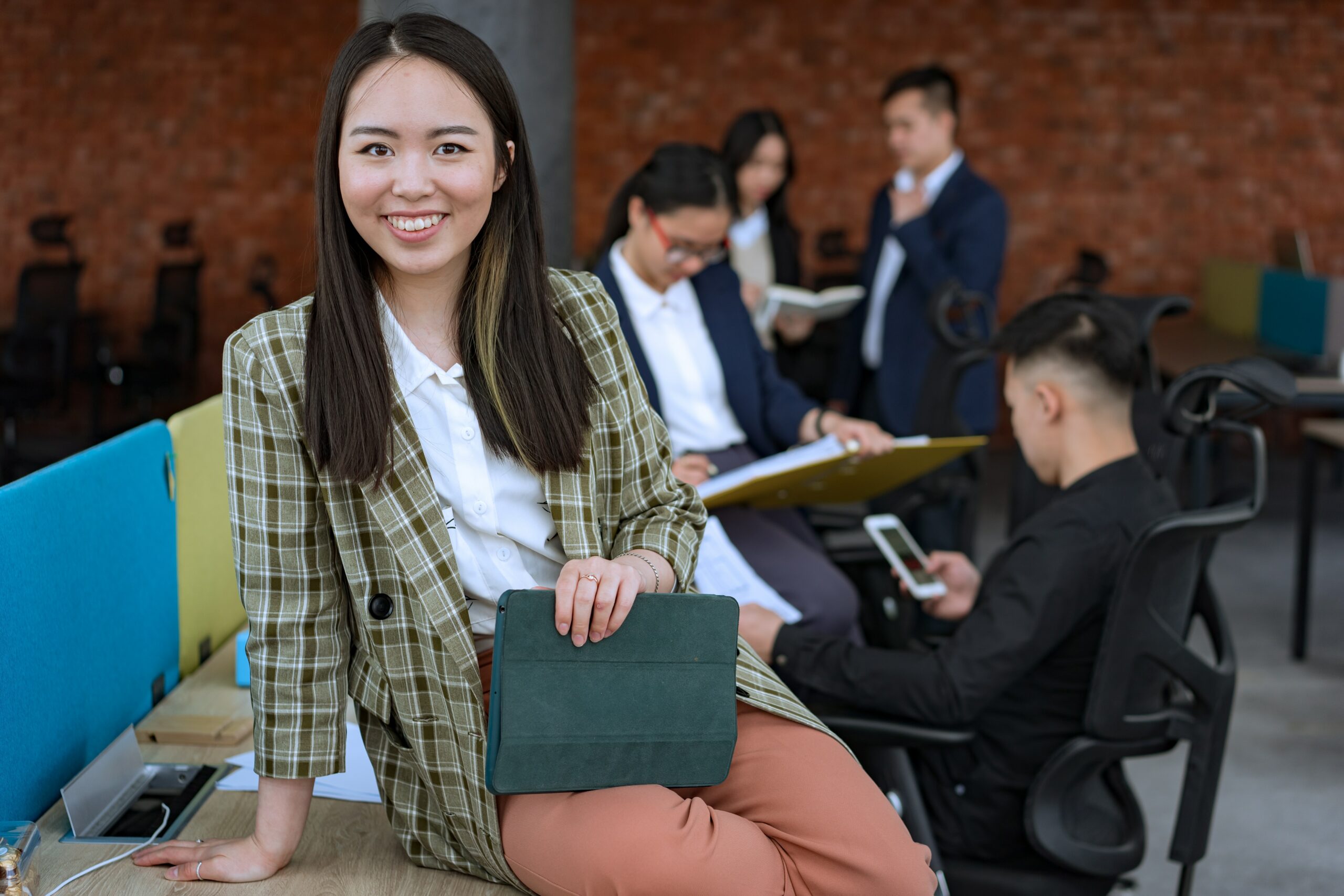 Top 8 Key Factors on How to Choose an Part-time MBA Program in Singapore