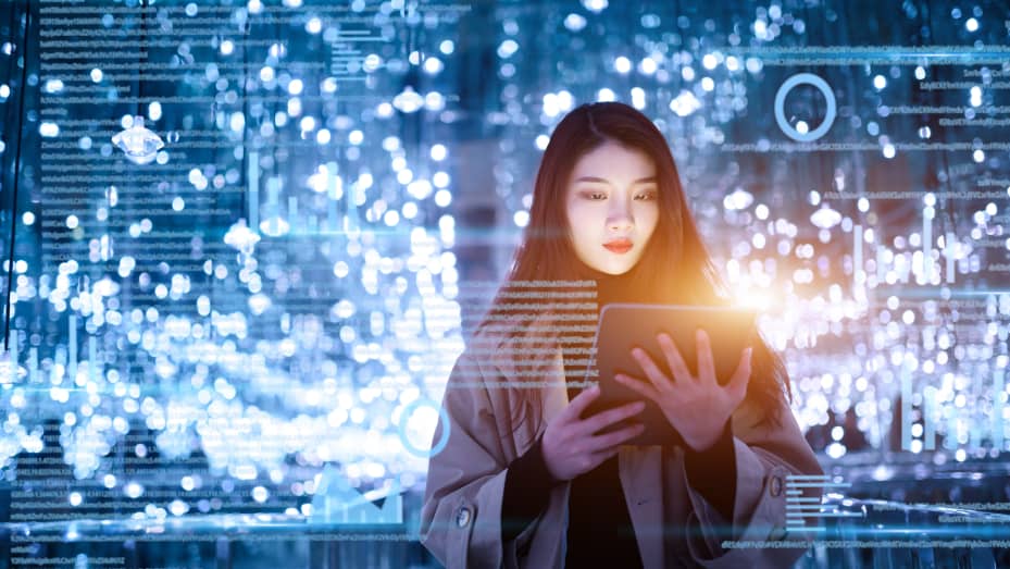 From Data to Decisions: Mastering Data Analytics for Career Success